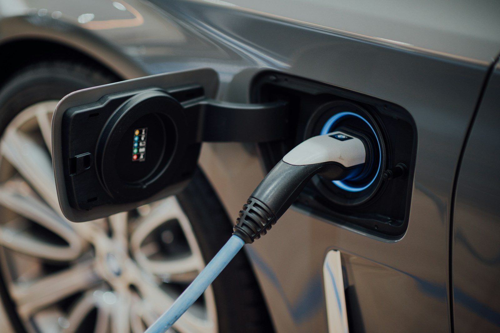 10 Common Mistakes to Avoid When Installing Your First EV Charger in Toronto